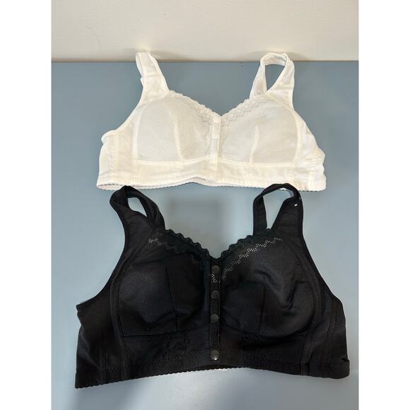 Unbranded bras womens size L front snap closure pair of white and black - Picture 1 of 9